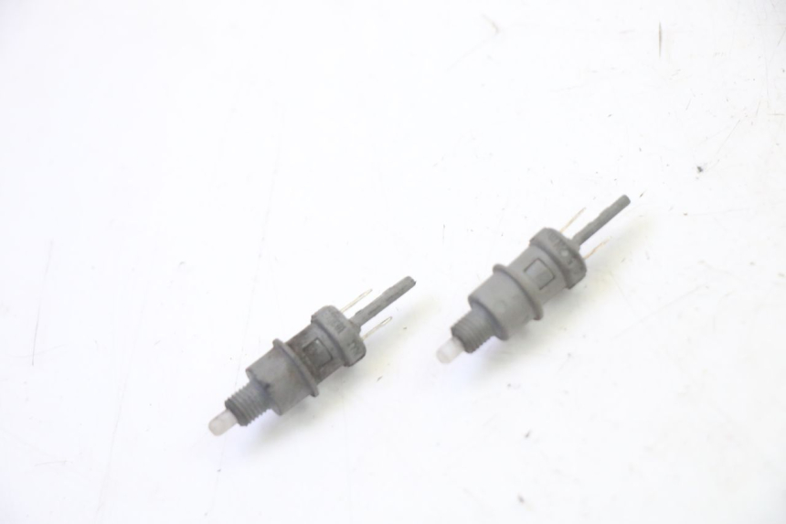 photo de BREMSLICHTSCHALTER PEUGEOT CITYSTAR 50 (2013 - 2017) - Hauptansicht