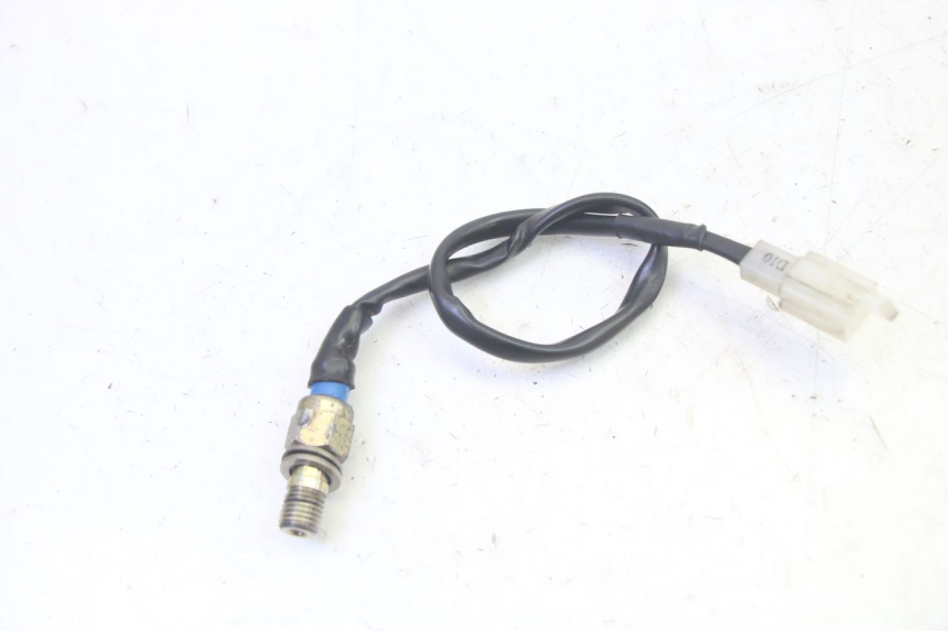 photo de BREMSLICHTSCHALTER RECHTS ADIVA AD3 300 (2014 - 2020) - Detailansicht des Bauteils