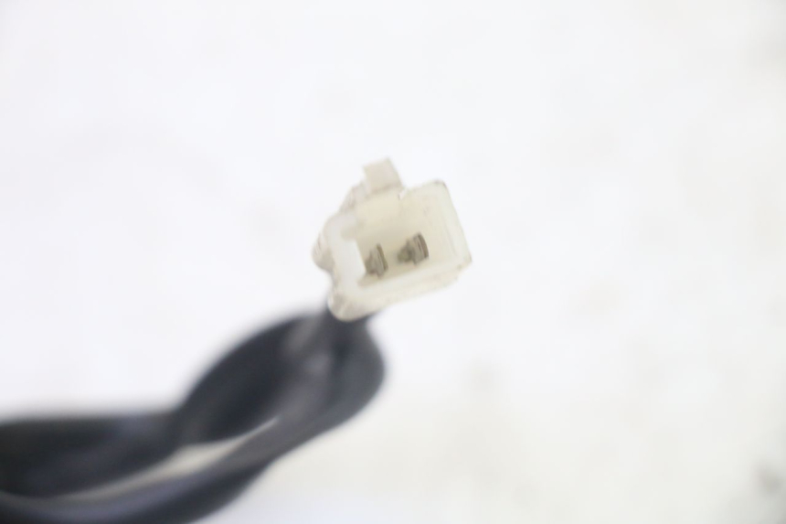 photo de BREMSLICHTSCHALTER RECHTS ADIVA AD3 300 (2014 - 2020) - Technische Nahaufnahme