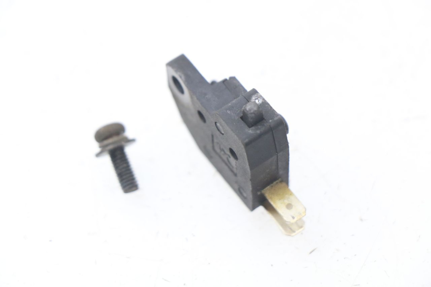 photo de BREMSLICHTSCHALTER RECHTS KYMCO AGILITY CITY 2T 50 (2008 - 2016) - Zoom auf Gebrauchszustand