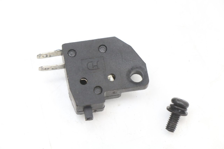 photo de BREMSLICHTSCHALTER RECHTS TNT MOTOR BOSTON 4T 50 (2018 - 2025) - Zoom auf Gebrauchszustand