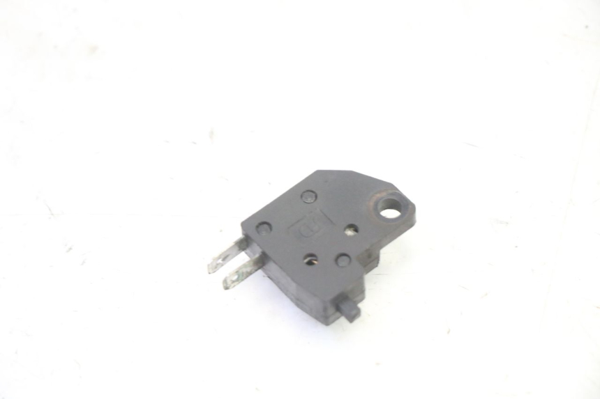 photo de BREMSLICHTSCHALTER RECHTS ORCAL CAVARO 4T 50 (2019 - 2023) - Detailansicht des Bauteils