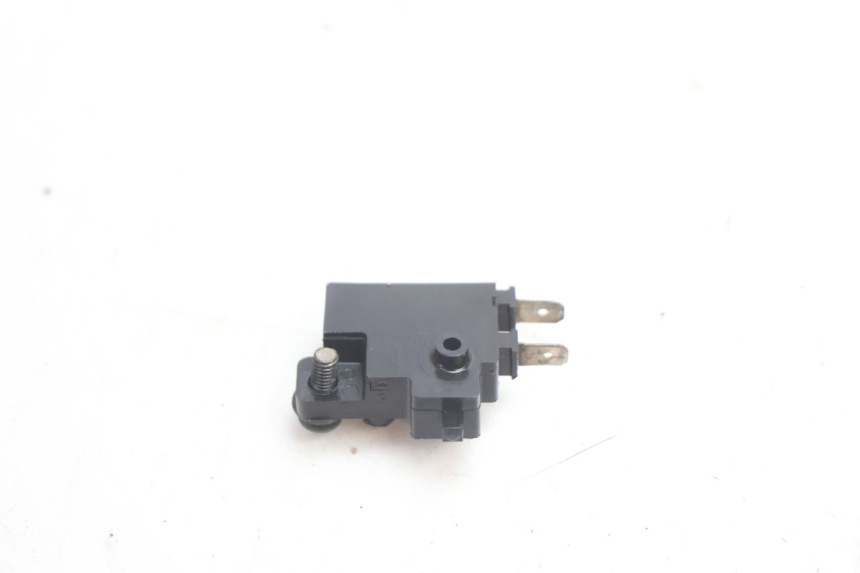 photo de BREMSLICHTSCHALTER RECHTS HONDA CB F HORNET 600 (2005 - 2006) - Alternative Perspektive