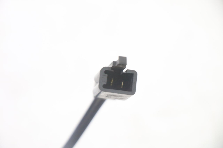 photo de BREMSLICHTSCHALTER RECHTS YAMAHA CYGNUS X INJECTION 125 (2007 - 2013) - Zoom auf Gebrauchszustand