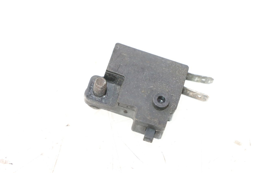 photo de BREMSLICHTSCHALTER RECHTS HONDA FES PANTHEON 2T 125 (1998 - 2002) - Detailansicht des Bauteils
