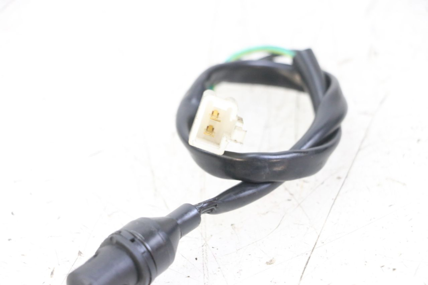 photo de BREMSLICHTSCHALTER RECHTS GOES WIKI 125 (2010 - 2015) - Detailansicht des Bauteils