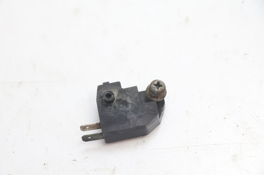 photo de BREMSLICHTSCHALTER RECHTS KAWASAKI GPX F ZX750F 750 (1986 - 1990) - Hauptansicht