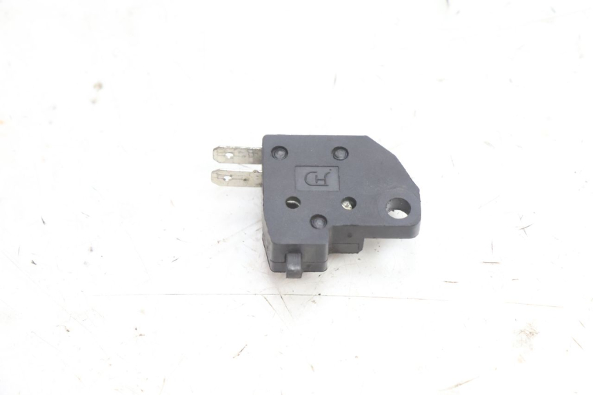 photo de BREMSLICHTSCHALTER RECHTS NECO GPX LC 2T 50 (2014 - 2018) - Detailansicht des Bauteils