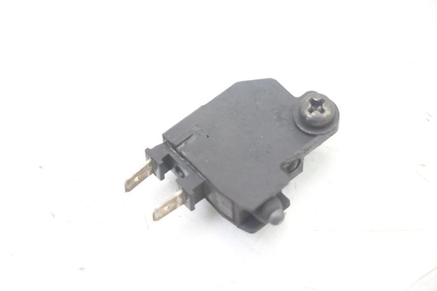 photo de BREMSLICHTSCHALTER RECHTS HONDA FORZA 125 (2021 - 2025) - Detailansicht des Bauteils