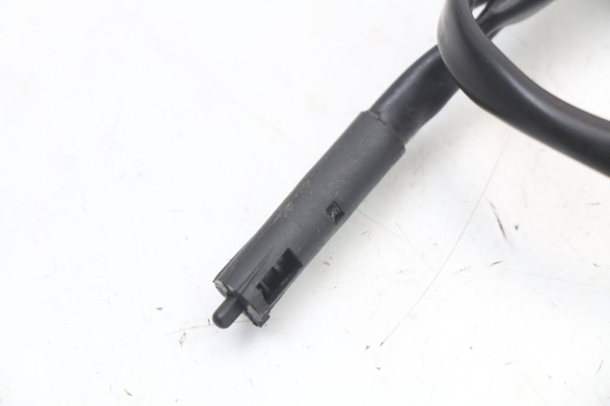 photo de BREMSLICHTSCHALTER RECHTS KEEWAY HURRICANE 50 (2006 - 2019) - Zoom auf Gebrauchszustand