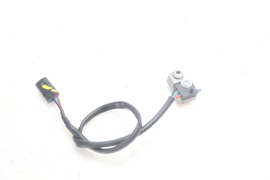 photo de BREMSLICHTSCHALTER RECHTS PIAGGIO MP3 HPE 530 (2022 - 2026) - Alternative Perspektive