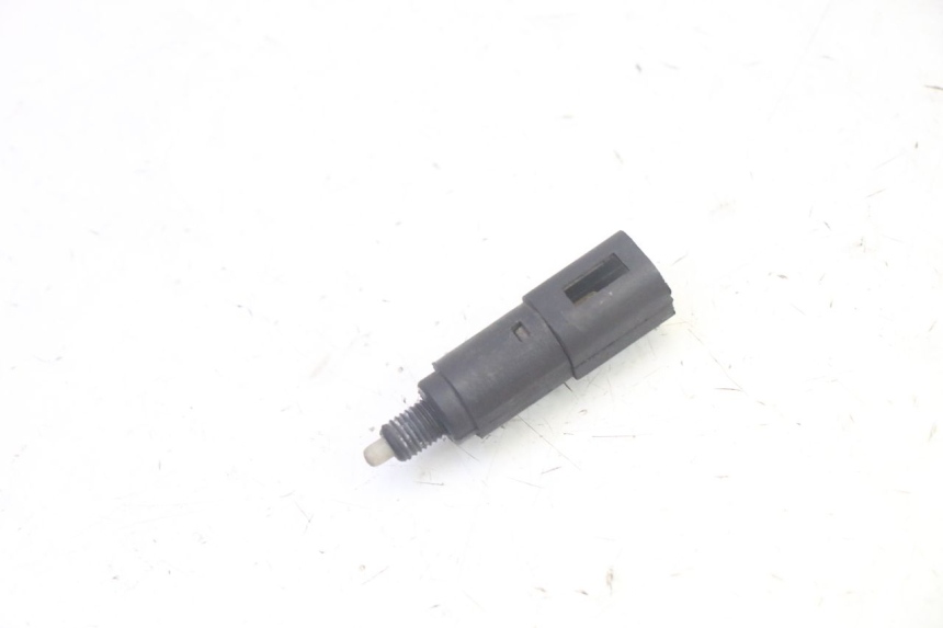 photo de BREMSLICHTSCHALTER RECHTS PIAGGIO MP3 125 (2006 - 2014) - Hauptansicht