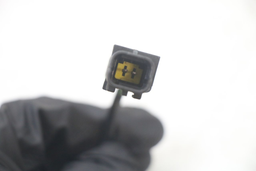 photo de BREMSLICHTSCHALTER RECHTS PEUGEOT SATELIS COMPRESSOR K15 125 (2006 - 2009) - Technische Nahaufnahme