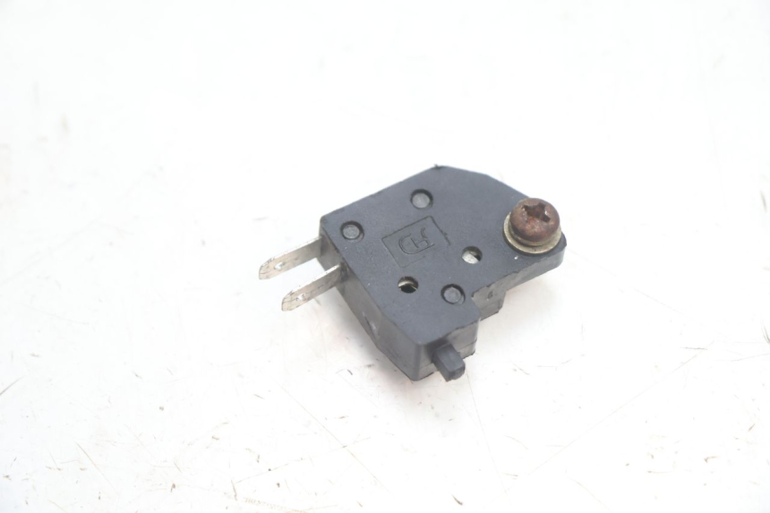 photo de BREMSLICHTSCHALTER RECHTS LAZIO RENO 50 (2016 - 2021) - Detailansicht des Bauteils