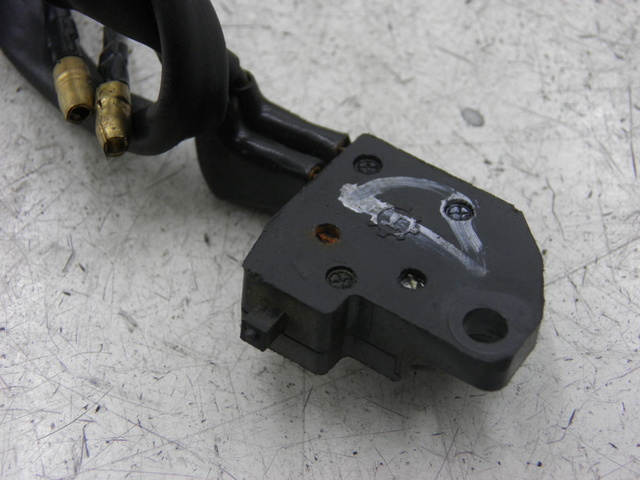 photo de BREMSLICHTSCHALTER RECHTS SHENKE WACOX 50 (2010 - 2016) - Detailansicht des Bauteils