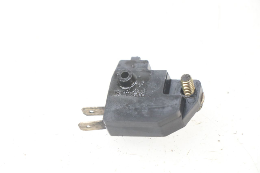 photo de BREMSLICHTSCHALTER RECHTS TRIUMPH SPEED TRIPLE 1050 (2005 - 2007) - Detailansicht des Bauteils