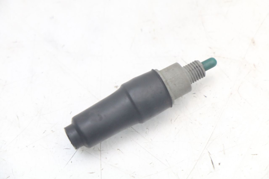 photo de RECHTER STOPP-LICHTSCHALTER MBK STUNT NAKED 50 (2004 - 2018) - Detailansicht des Bauteils