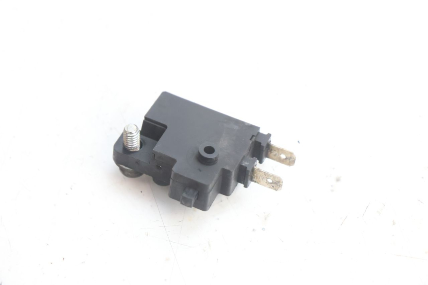 photo de BREMSLICHTSCHALTER RECHTS YAMAHA TDM ABS 900 (2002 - 2014) - Alternative Perspektive