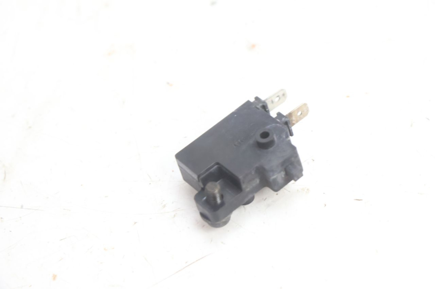 photo de BREMSLICHTSCHALTER RECHTS HONDA VFR FI RC46 800 (1998 - 2001) - Alternative Perspektive