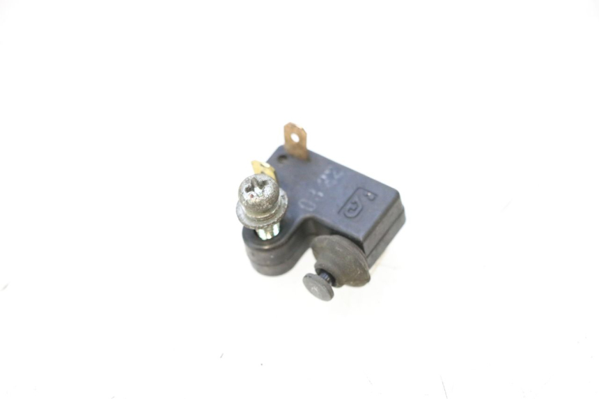 photo de BREMSLICHTSCHALTER RECHTS YAMAHA X-MAX XMAX 125 (2010 - 2013) - Detailansicht des Bauteils