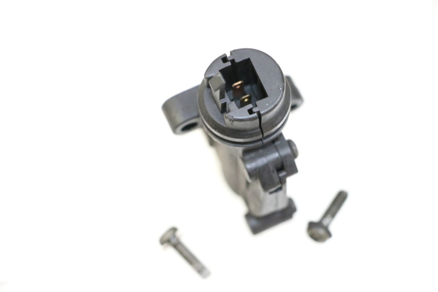 photo de BREMSLICHTSCHALTER RECHTS YAMAHA XJ600 XJ DIVERSION 600 (1992 - 1997) - Zoom auf Gebrauchszustand