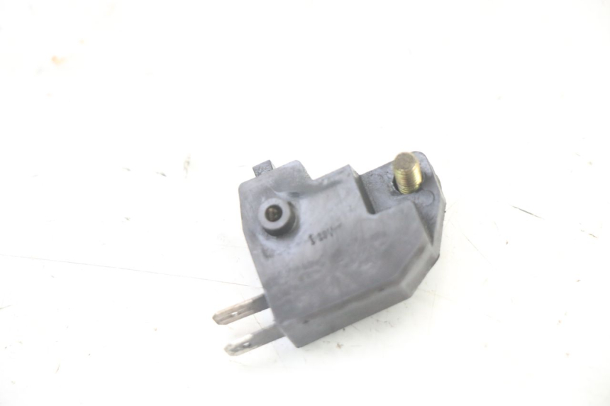 photo de BREMSLICHTSCHALTER RECHTS YAMAHA FZS FAZER 600 (2001 - 2003) - Zoom auf Gebrauchszustand