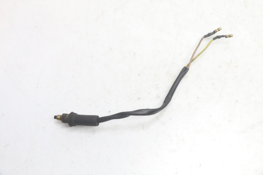 photo de BREMSLICHTSCHALTER RECHTS YAMAHA YP MAJESTY 125 (1998 - 2001) - Alternative Perspektive