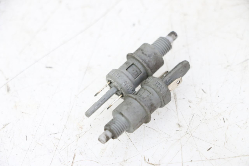 photo de BREMSLICHTSCHALTER PEUGEOT ELYSTAR 50 (2002 - 2014) - Hauptansicht