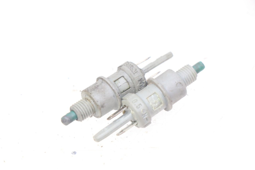 photo de BREMSLICHTSCHALTER MBK FLIPPER 50 (2004 - 2012) - Detailansicht des Bauteils