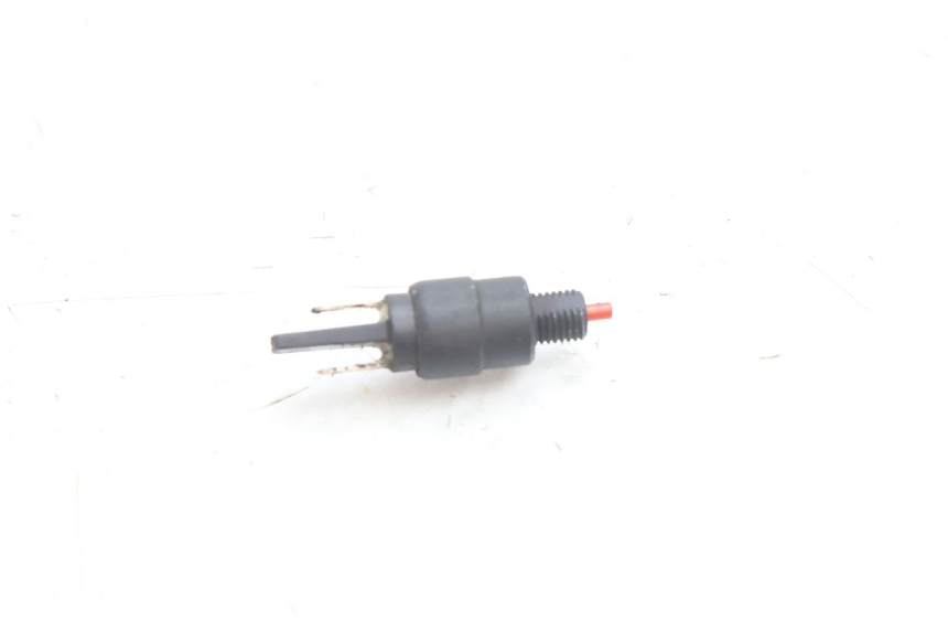 photo de BREMSLICHTSCHALTER PIAGGIO FLY 2T 50 (2004 - 2017) - Detailansicht des Bauteils