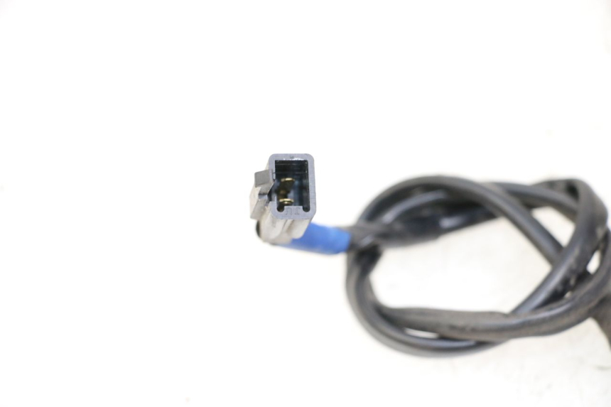 photo de BREMSLICHTSCHALTER LINKS YAMAHA BW'S BWS 125 (2010 - 2013) - Zoom auf Gebrauchszustand