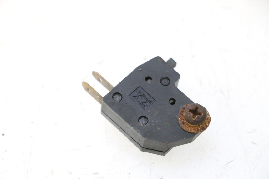 photo de BREMSLICHTSCHALTER LINKS CF MOTO E-CHARM 125 (2005 - 2008) - Hauptansicht