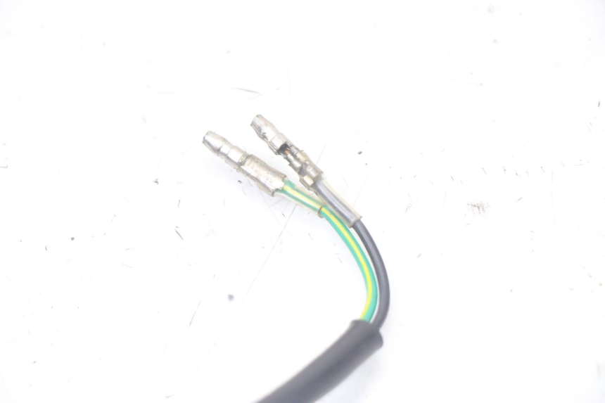 photo de BREMSLICHTSCHALTER LINKS HONDA SCV LEAD 100 (2003 - 2007) - Zoom auf Gebrauchszustand