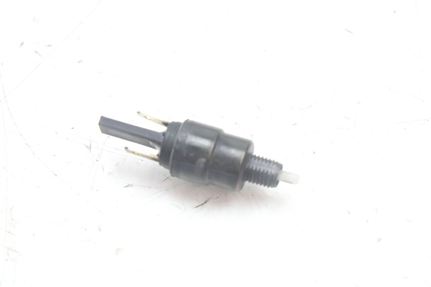 photo de BREMSLICHTSCHALTER LINKS PEUGEOT KISBEE 4T 50 (2010 - 2017) - Hauptansicht