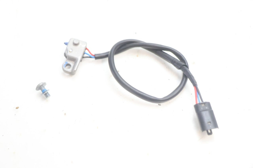 photo de BREMSLICHTSCHALTER LINKS PIAGGIO MP3 HPE 530 (2022 - 2026) - Gesamtansicht des Produkts