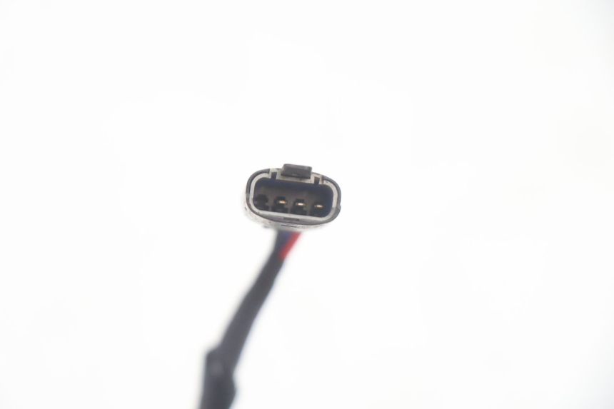 photo de BREMSLICHTSCHALTER LINKS PIAGGIO MP3 HPE 530 (2022 - 2026) - Details der Befestigungspunkte