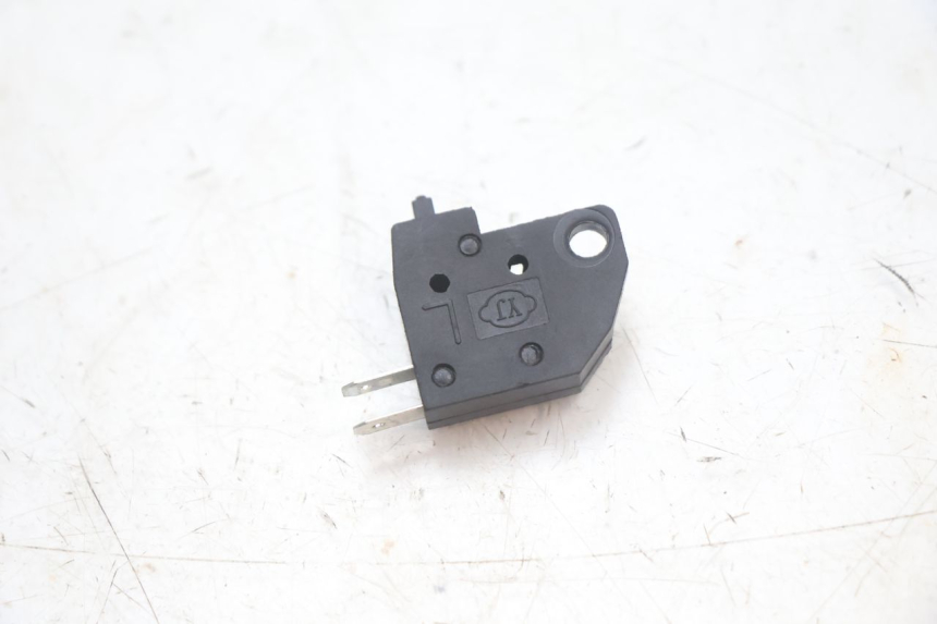 photo de BREMSLICHTSCHALTER LINKS JM MOTORS R-MAX TECH 50 (2024 - 2026) - Zoom auf Gebrauchszustand
