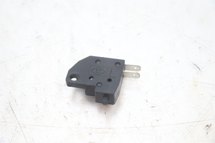 photo de BREMSLICHTSCHALTER LINKS JM MOTORS R-MAX TECH 50 (2024 - 2026) - Alternative Perspektive