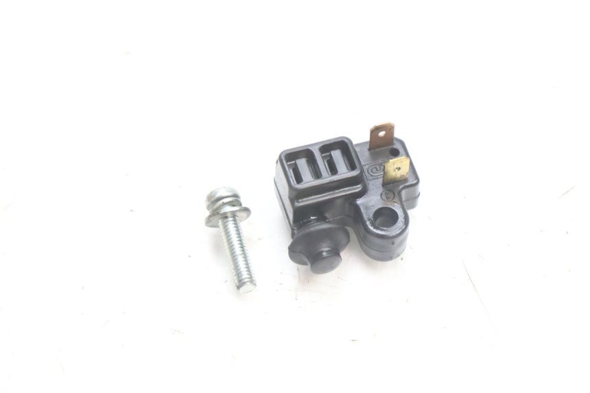 photo de BREMSLICHTSCHALTER LINKS YAMAHA X-MAX XMAX 125 (2010 - 2013) - Detailansicht des Bauteils