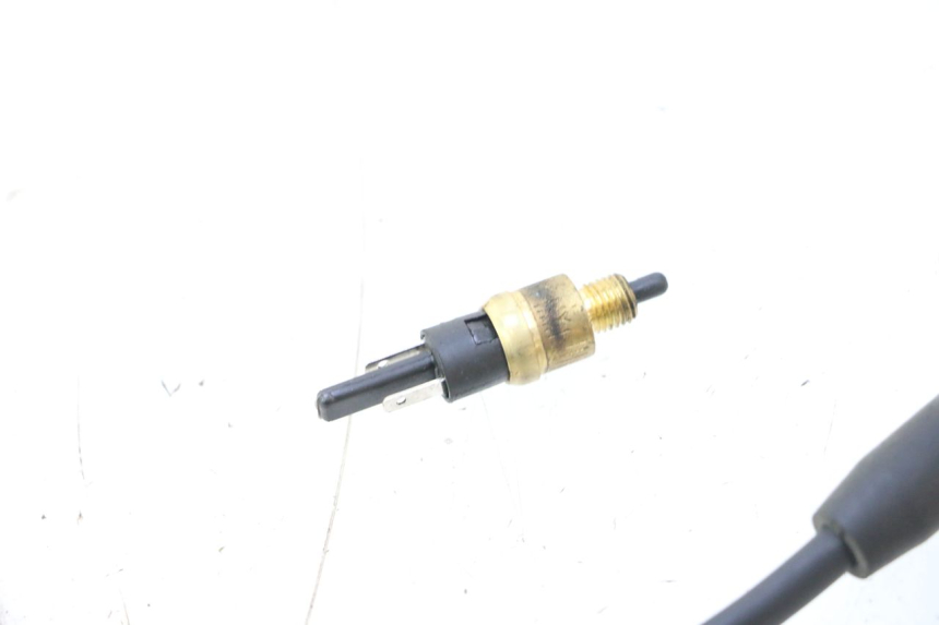photo de BREMSLICHTSCHALTER LINKS YAMAHA YP MAJESTY 125 (1998 - 2001) - Detailansicht des Bauteils