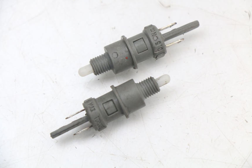 photo de Bremslichtschalter PEUGEOT GEOPOLIS RS 125 (2007 - 2009) - Hauptansicht