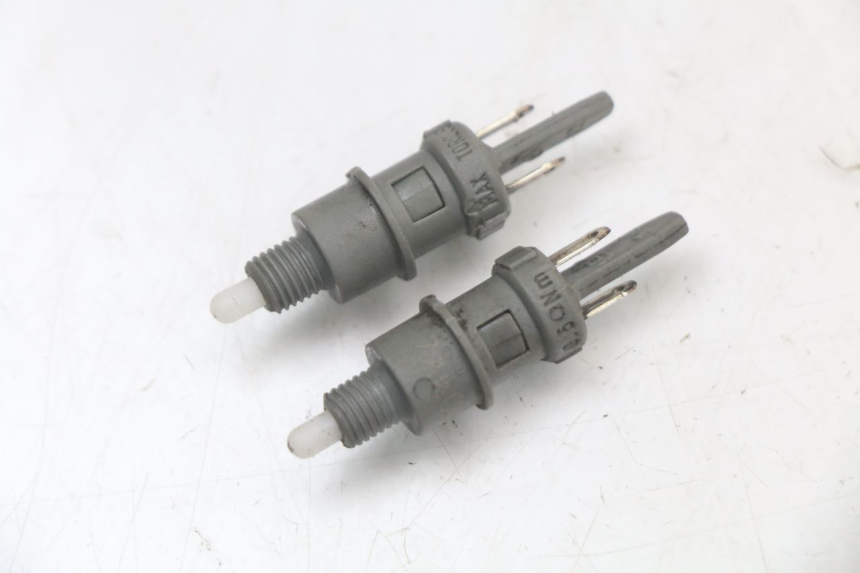 photo de Bremslichtschalter PEUGEOT GEOPOLIS RS 125 (2007 - 2009) - Detailansicht des Bauteils