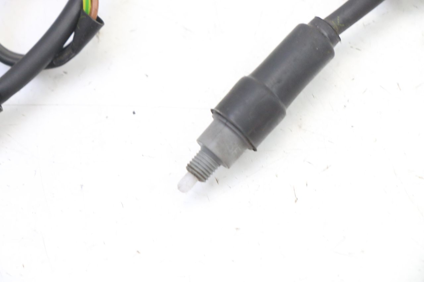 photo de BREMSLICHTSCHALTER YAMAHA JOG R 50 (2004 - 2014) - Zoom auf Gebrauchszustand