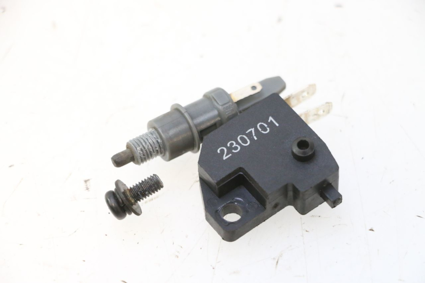 photo de BREMSLICHTSCHALTER PEUGEOT KISBEE 4T 50 (2023 - 2026) - Hauptansicht