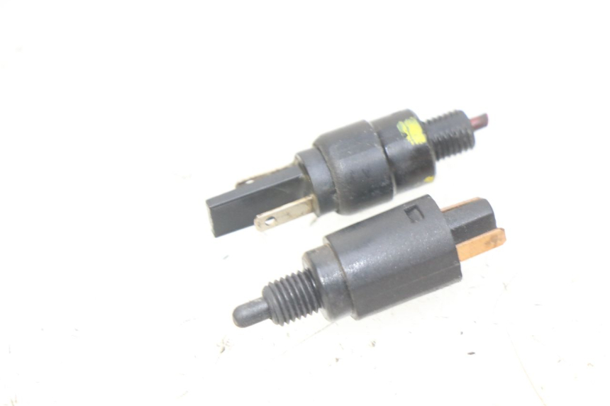 photo de BREMSLICHTSCHALTER PIAGGIO LIBERTY IGET S 125 (2016 - 2020) - Hauptansicht