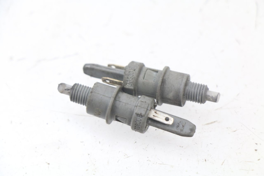 photo de BREMSLICHTSCHALTER PEUGEOT LUDIX 50 (2008 - 2017) - Hauptansicht