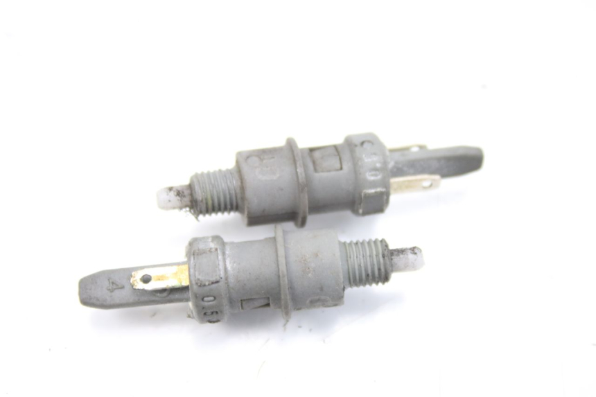 photo de BREMSLICHTSCHALTER PEUGEOT LUDIX 50 (2008 - 2017) - Alternative Perspektive