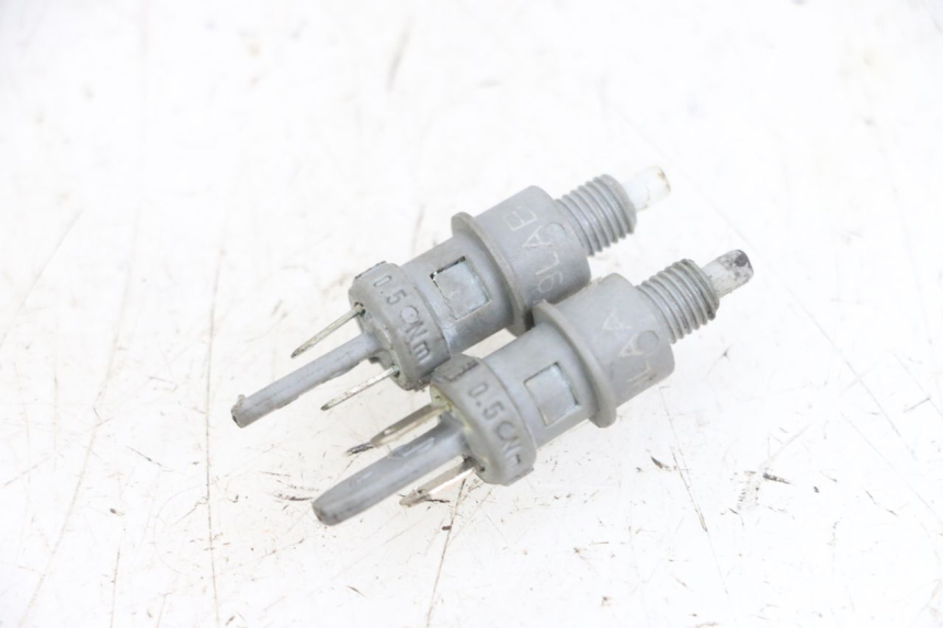 photo de BREMSLICHTSCHALTER PEUGEOT LUDIX 50 (2008 - 2017) - Hauptansicht