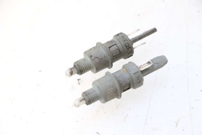 photo de BREMSLICHTSCHALTER PEUGEOT LUDIX ONE 50 (2004 - 2006) - Hauptansicht