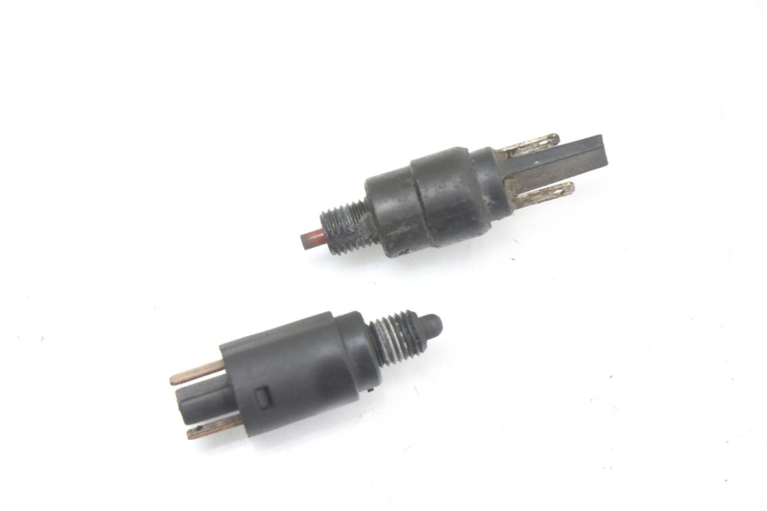 photo de BREMSLICHTSCHALTER PIAGGIO MP3 500 (2011 - 2015) - Hauptansicht